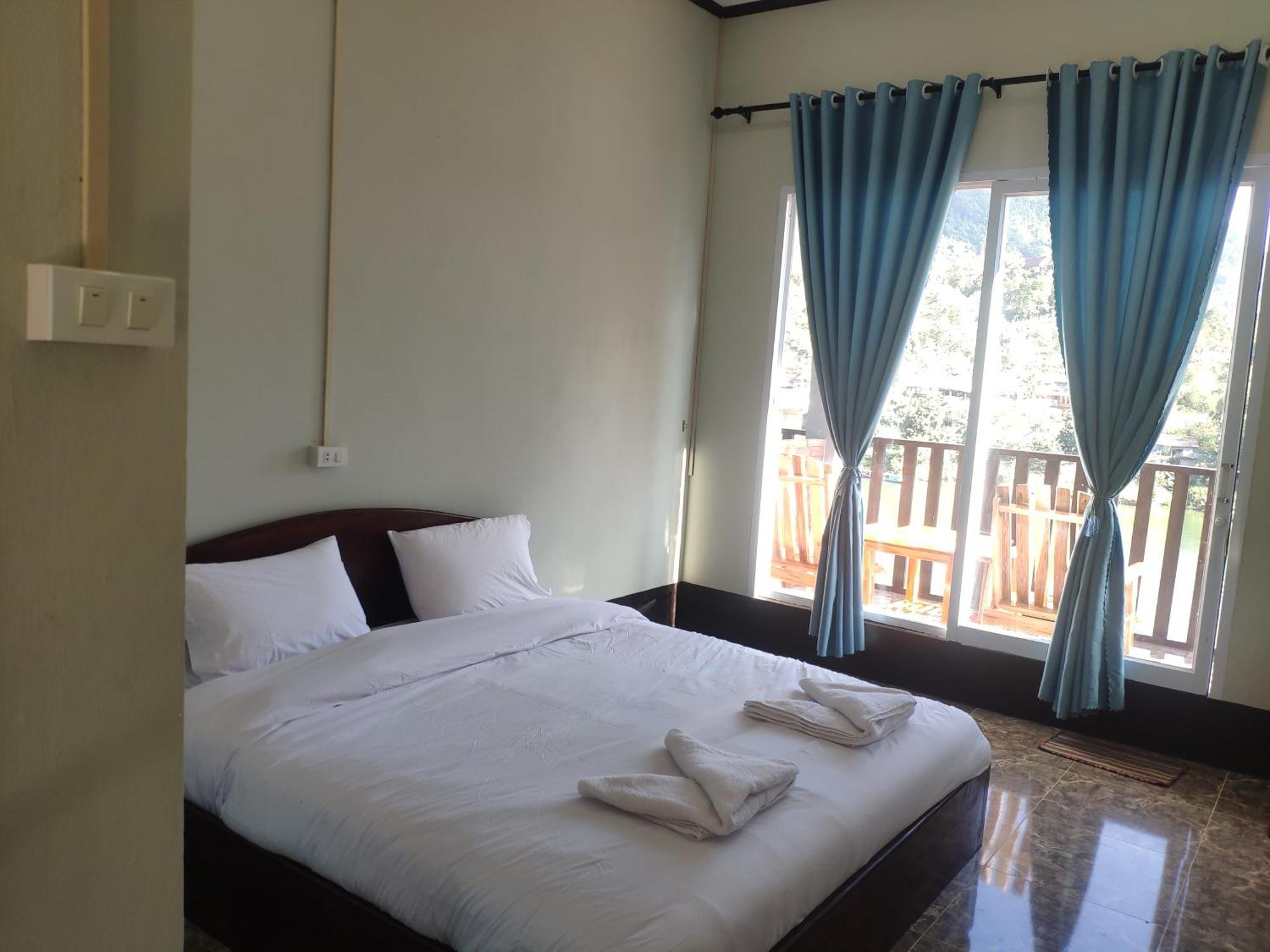 Arthith Guesthouse Nongkhiaw Quarto foto
