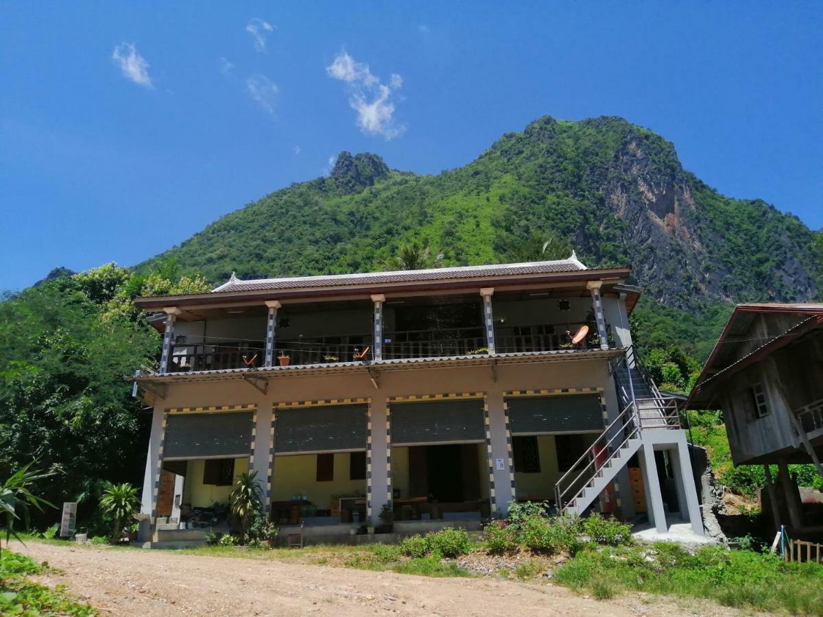 Arthith Guesthouse Nongkhiaw Exterior foto